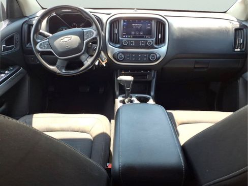 Used 2021 Chevrolet Colorado LT w/ Safety Package RWD image 14