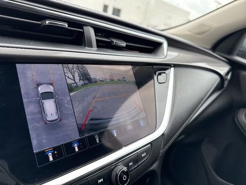 Used 2022 Buick Encore GX Essence w/ Advanced Technology Package FWD image 17