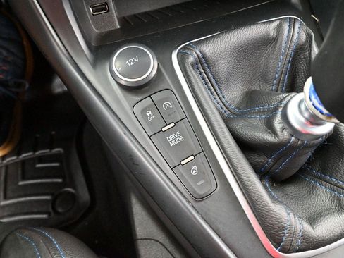 Used 2016 Ford Focus RS AWD/4WD image 27