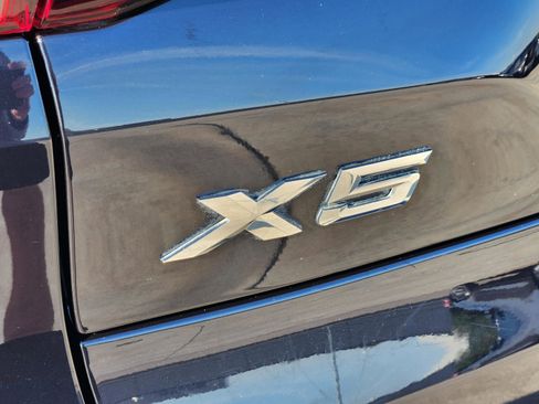 Used 2022 BMW X5 xDrive40i w/ M Sport Package AWD/4WD image 32