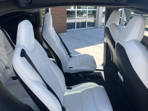 Used 2022 Tesla Model X Plaid AWD/4WD image 17