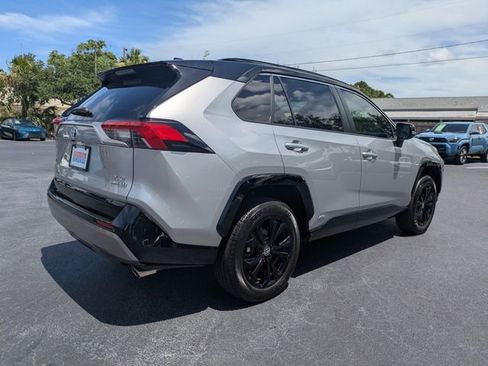 Used 2024 Toyota RAV4 XSE AWD/4WD image 4