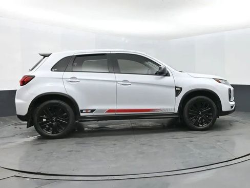 Used 2023 Mitsubishi Outlander Sport AWD image 4