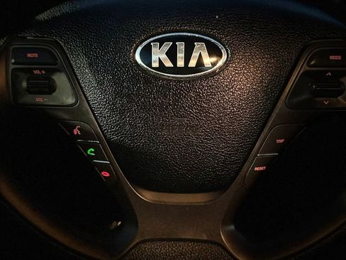 Used 2016 Kia Forte LX FWD image 34