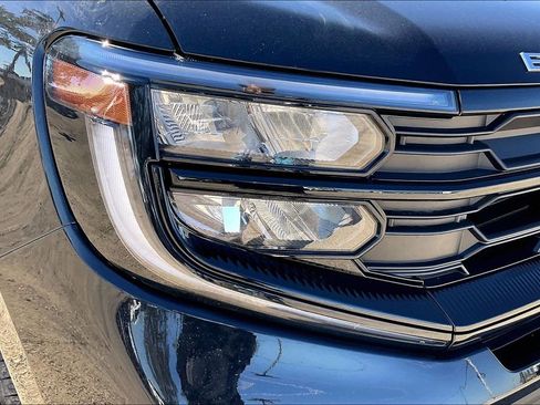 New 2026 Ford Expedition Active image 16