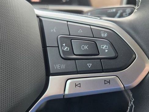 Used 2024 Volkswagen Atlas SE FWD image 15