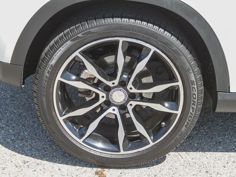 Used 2015 Mercedes-Benz GLA 250 image 12
