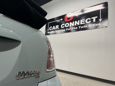 Used 2014 MINI Cooper S image 22