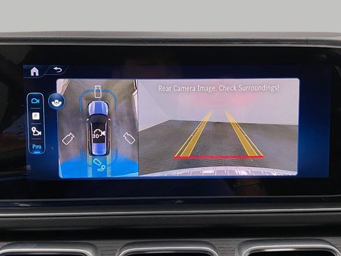 New 2026 Mercedes-Benz GLS 450 4MATIC image 25