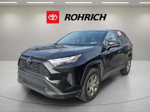 Used 2023 Toyota RAV4 LE image 1