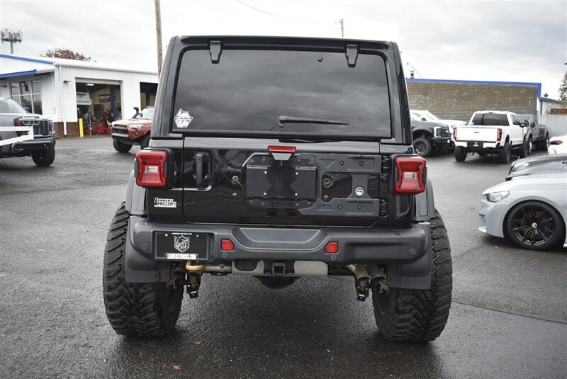 Used 2024 Jeep Wrangler Unlimited Rubicon 392 AWD/4WD image 4
