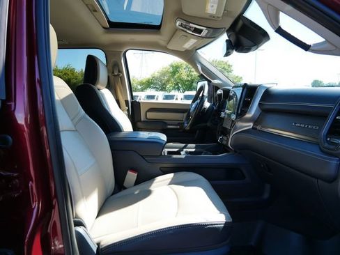 Used 2023 RAM 3500 Limited AWD/4WD image 16