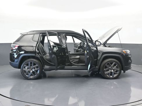 New 2026 Jeep Compass Limited image 65