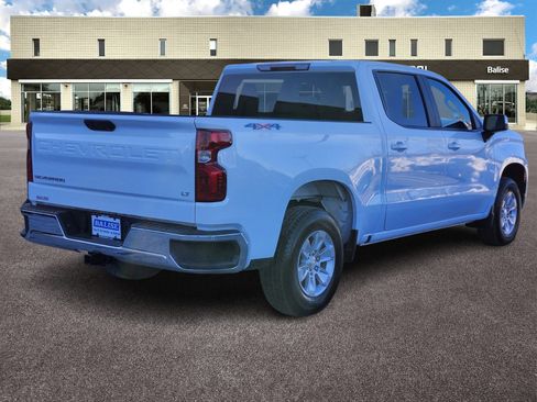 Used 2025 Chevrolet Silverado 1500 LT image 3