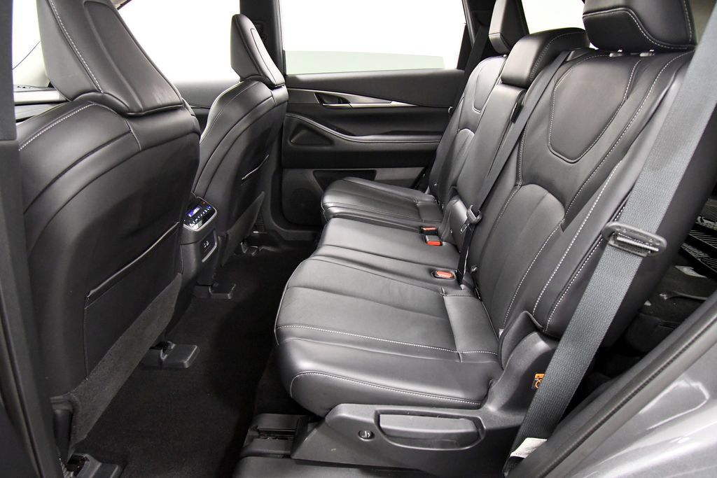 Used 2025 INFINITI QX60 Luxe AWD/4WD image 15