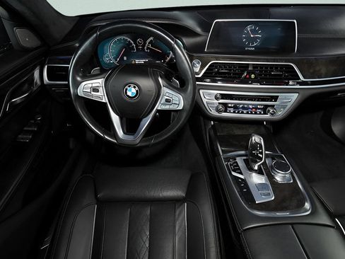 Used 2016 BMW 750i xDrive AWD/4WD image 20