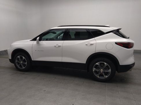 Used 2024 Chevrolet Blazer LT w/ Convenience Package FWD image 3