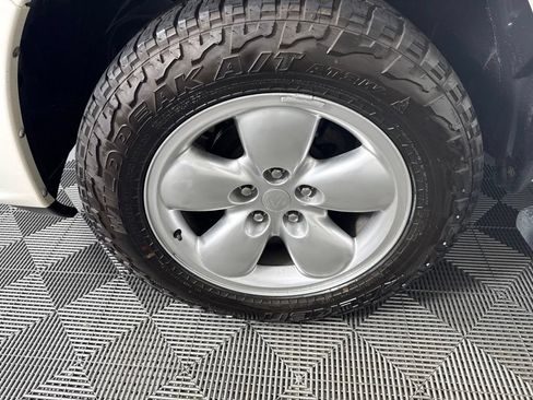 Used 2017 RAM 1500 Limited AWD/4WD image 10