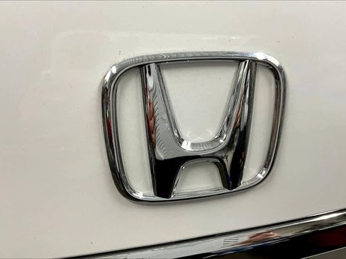 Used 2016 Honda Accord EX-L image 29