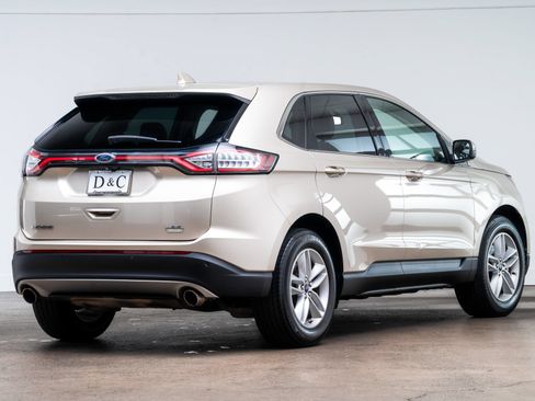 Used 2018 Ford Edge SEL w/ Equipment Group 201A FWD image 6