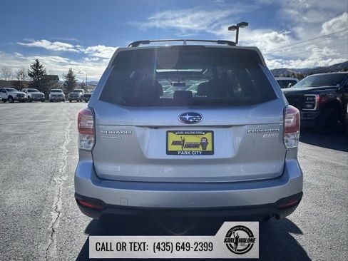 Used 2017 Subaru Forester 2.5i Premium w/ All-Weather Package image 5