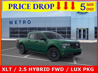 New 2025 Ford Maverick XLT w/ XLT Luxury Package