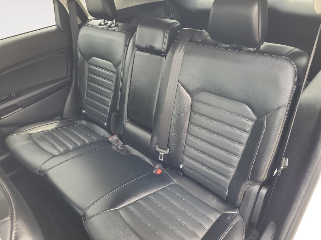 Used 2018 Ford Edge SEL w/ Canadian Touring Package AWD/4WD image 13