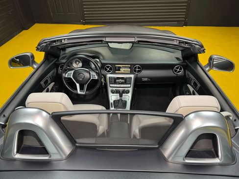 Used 2012 Mercedes-Benz SLK 350 image 20