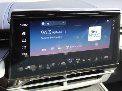 New 2026 Lincoln Nautilus Premier AWD/4WD image 19