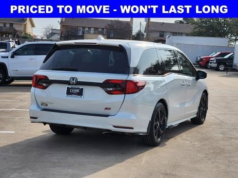 Used 2023 Honda Odyssey Sport image 15