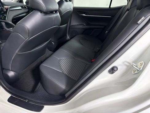 Used 2024 Toyota Camry SE image 20