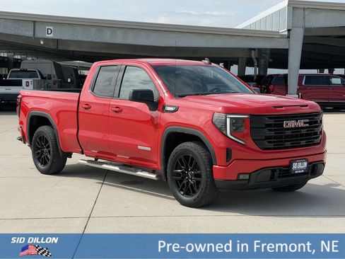 Used 2024 GMC Sierra 1500 Elevation AWD/4WD image 2