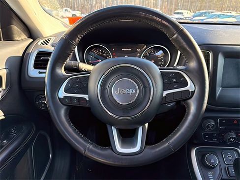 Used 2018 Jeep Compass Latitude w/ Popular Equipment Group image 23