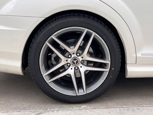 Used 2012 Mercedes-Benz S 550 image 8