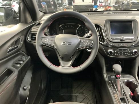 Certified 2024 Chevrolet Equinox RS AWD/4WD image 14
