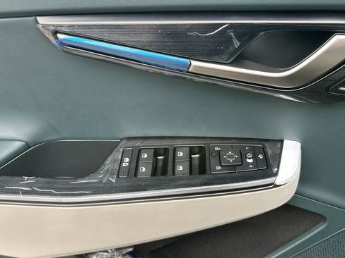 New 2025 Kia EV6 Wind image 11