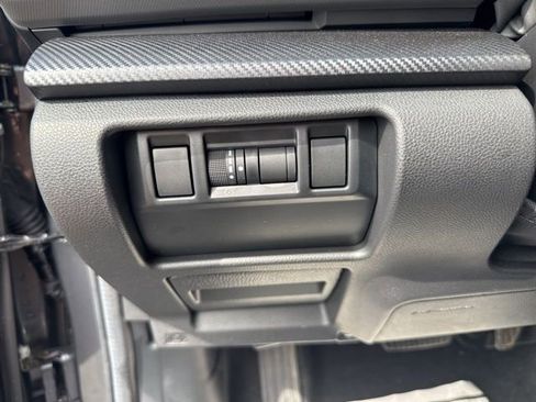 Used 2025 Subaru Crosstrek 2.5i Limited image 11