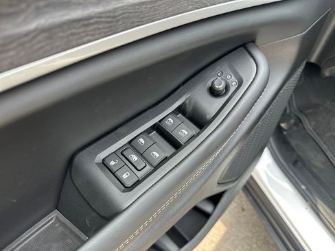 New 2026 Jeep Grand Cherokee Altitude AWD/4WD image 17