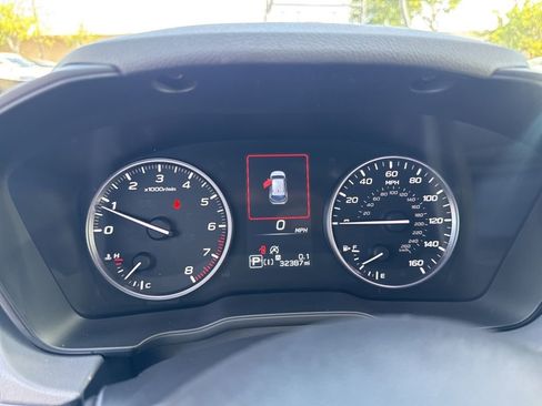 Used 2024 Subaru Crosstrek 2.0i Premium image 7