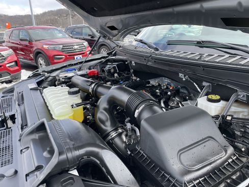 Used 2024 Ford Expedition Platinum image 40