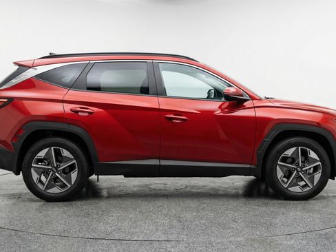 Used 2025 Hyundai Tucson SEL image 11