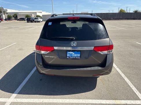 Used 2017 Honda Odyssey EX-L image 4