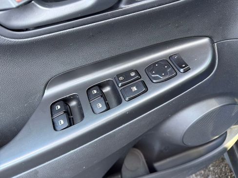 Used 2023 Hyundai Kona SEL image 14