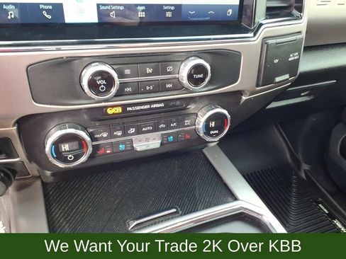Used 2022 Ford F250 Platinum image 25