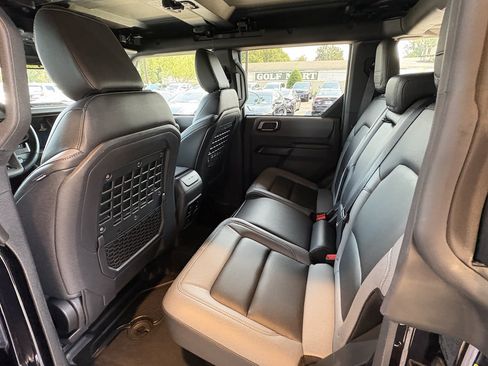 Used 2024 Ford Bronco Black Diamond AWD/4WD image 25