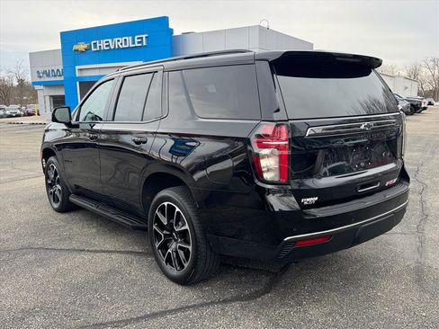 Used 2022 Chevrolet Tahoe RST w/ Luxury Package image 3