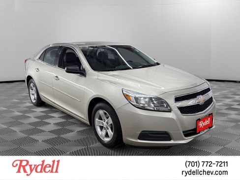 Used 2013 Chevrolet Malibu LS w/ Protection Package FWD image 7