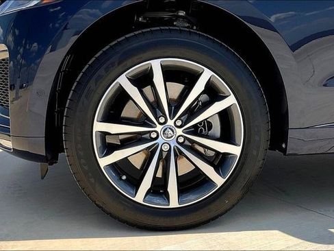 New 2026 Jaguar F-PACE R-Dynamic S image 15