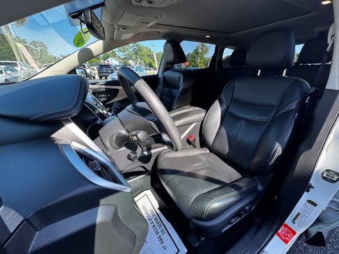 Used 2016 Nissan Murano Platinum w/ Platinum Technology Package FWD image 7