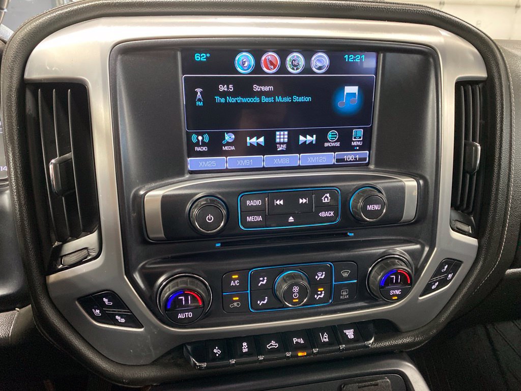Used 2019 GMC Sierra 2500 SLT w/ Duramax Plus Package AWD/4WD image 6